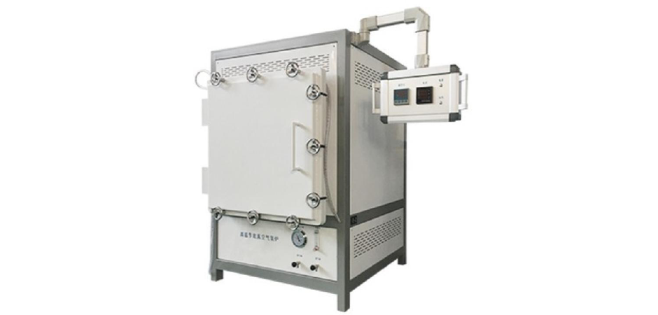 智能箱式電爐產品展示（帶觸摸屏特寫）